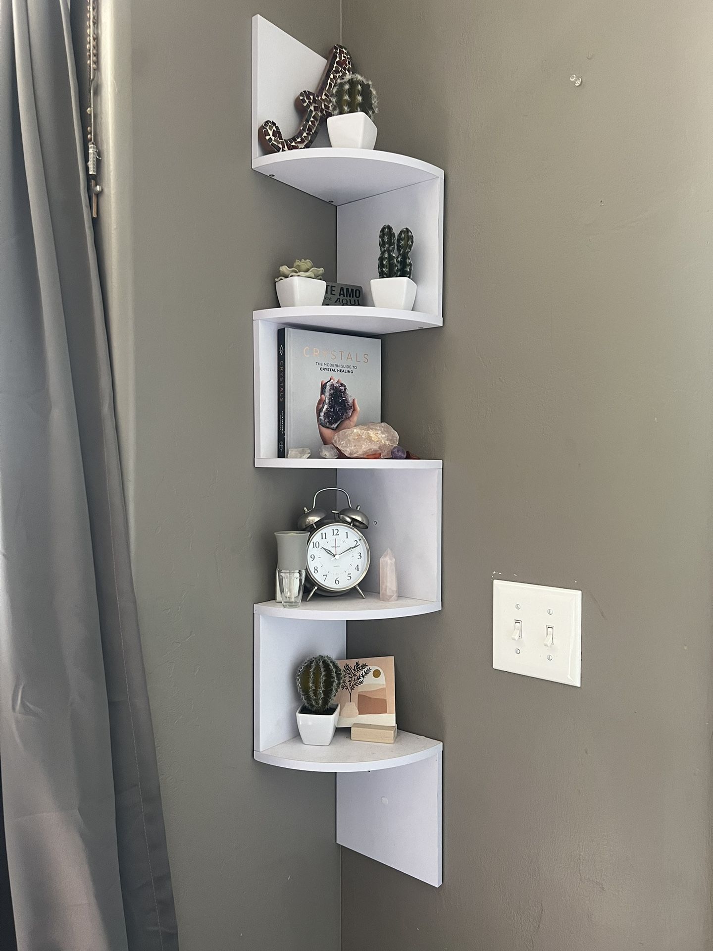 Corner Shelf