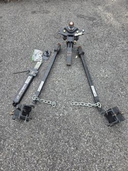 Valley Weight Distribution Hitch with Sway Control
