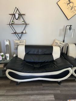 Retro black and white couch