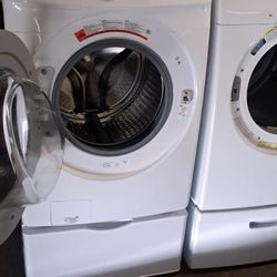 Samsung Washer And Gas Dryer W/ Pedestal 