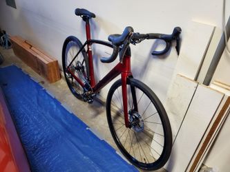 2022 Trek Domane SL 6 Gen 3. -  $2700