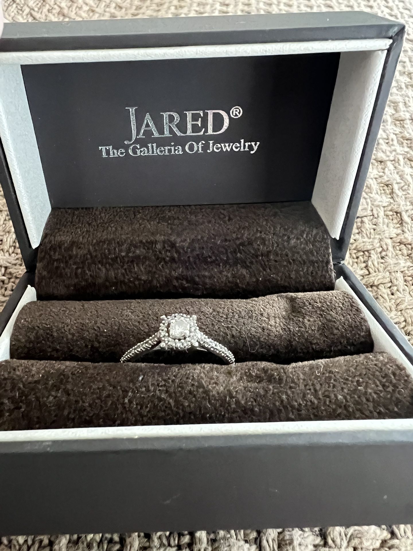 Ladies Diamond 10k White Gold Promise Ring Or Engagement Ring 