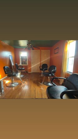 Salon Chairs