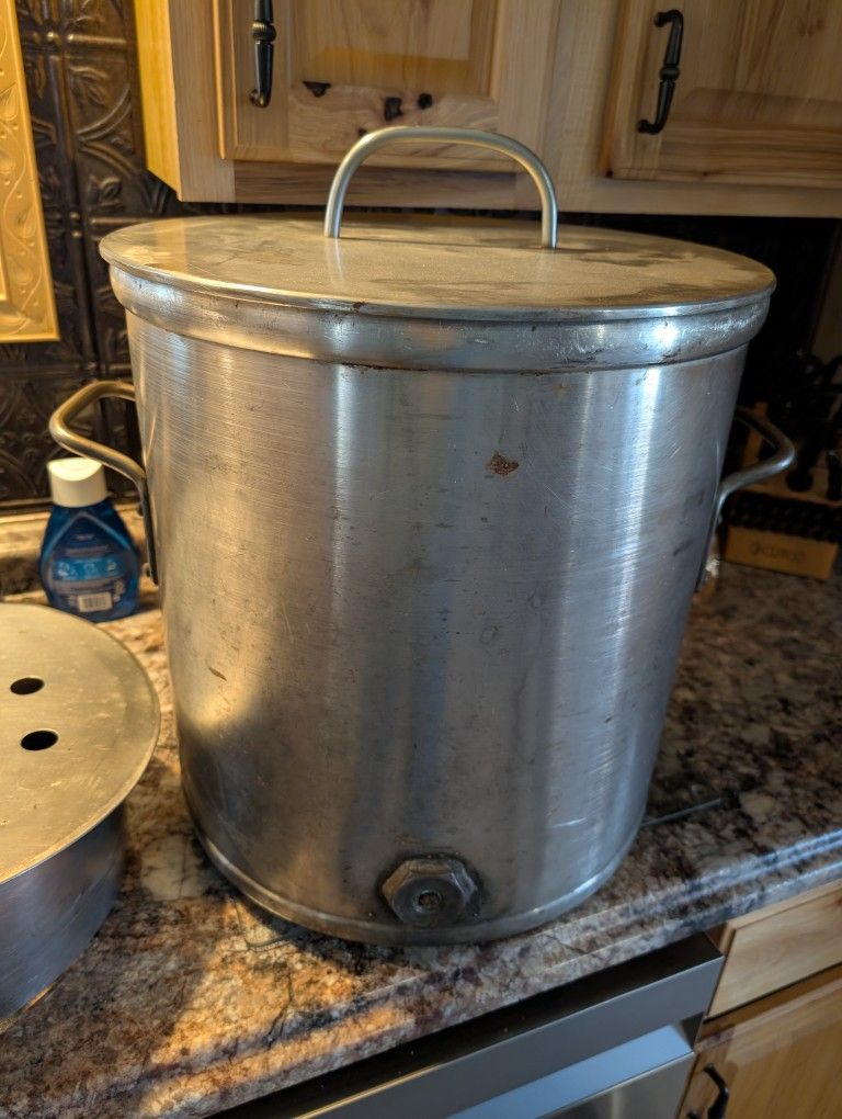 12 1/2 Gal Stainless Steamer/ Stock Pot