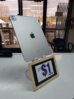10% off up to 50$ discount Valid Until June 30th -  Apple - iPad Pro 11" 3rd Gen (WiFi) (Pre-owned)