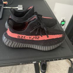 Adidas Yeezy 350 V2 Core Black Red