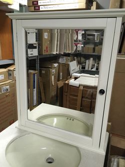 WALL MOUNT BATHROOM STORAGE CABINET WITH MIRROR