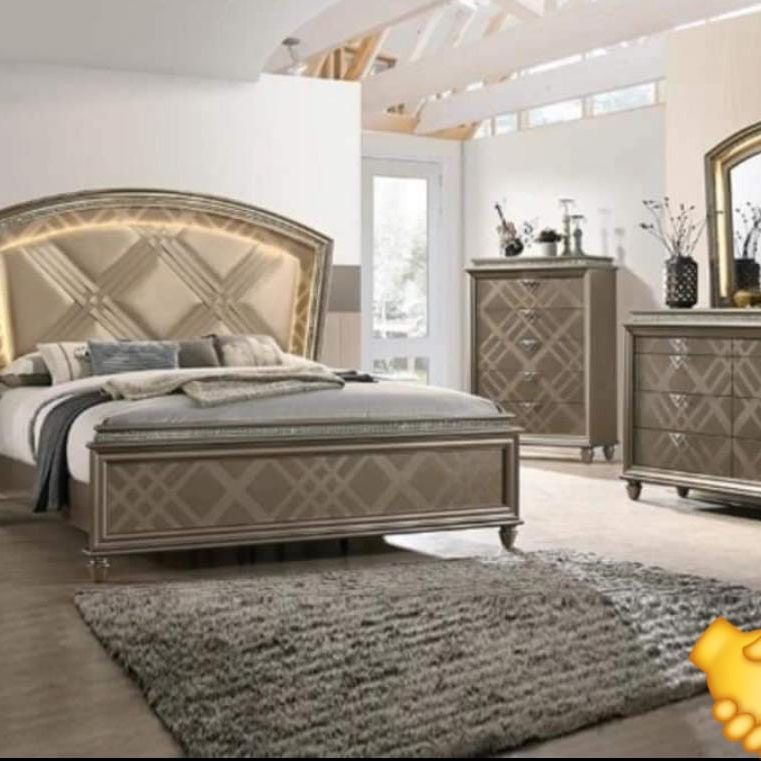 CRİSTAL LED UPHOLSTERED BEDROOM SET QUEEN or KING BED DRESSER NIGHTSTAND and MİRROR 