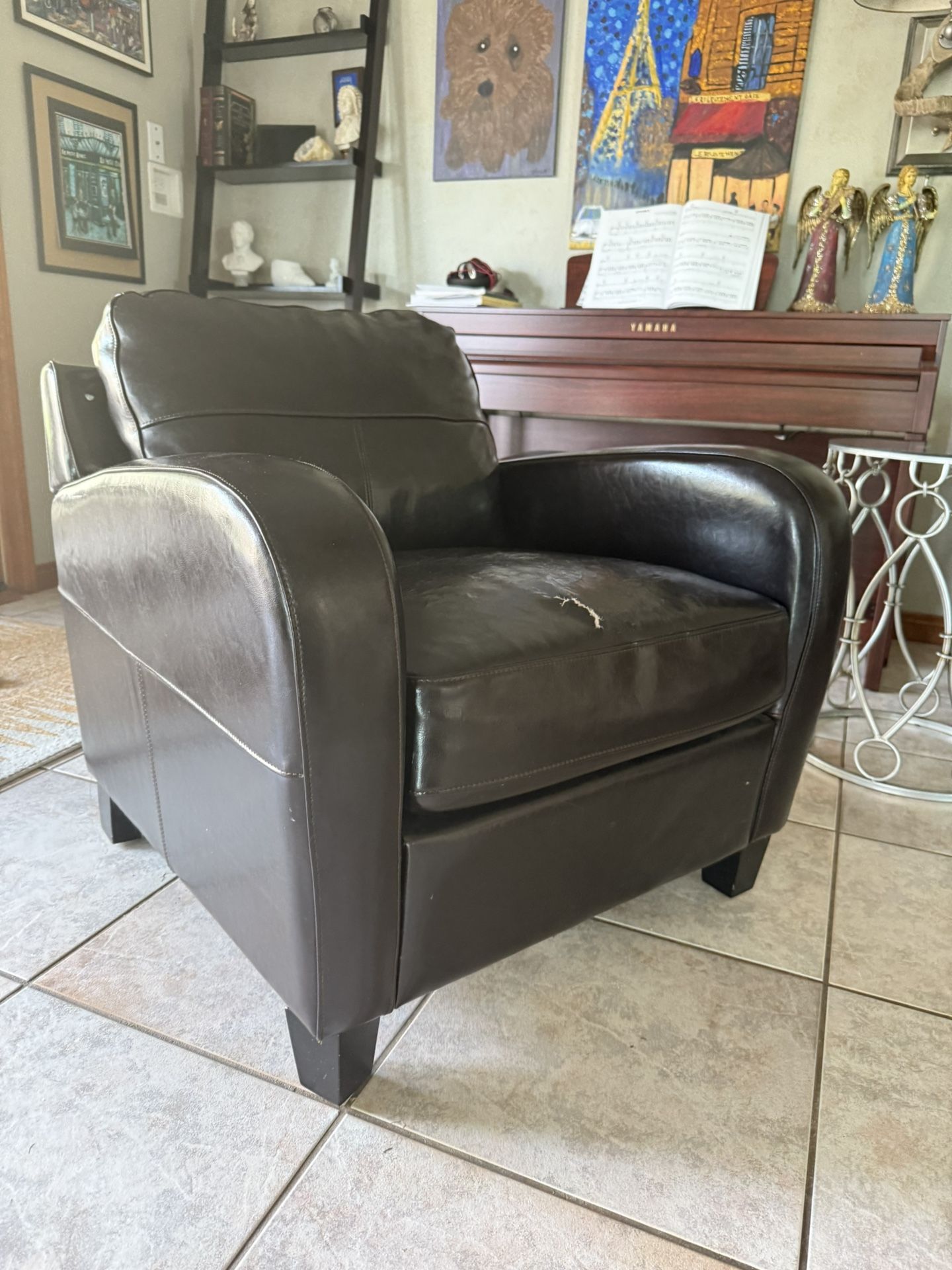 Real Leather Armchair 100!