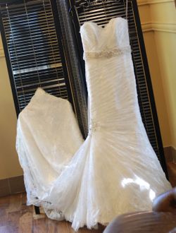 Maggie Sotteto Lace Wedding Dress