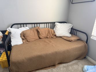 IKEA Day Bed!