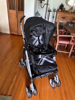 Peg Perego Primo Viaggio Stroller like new