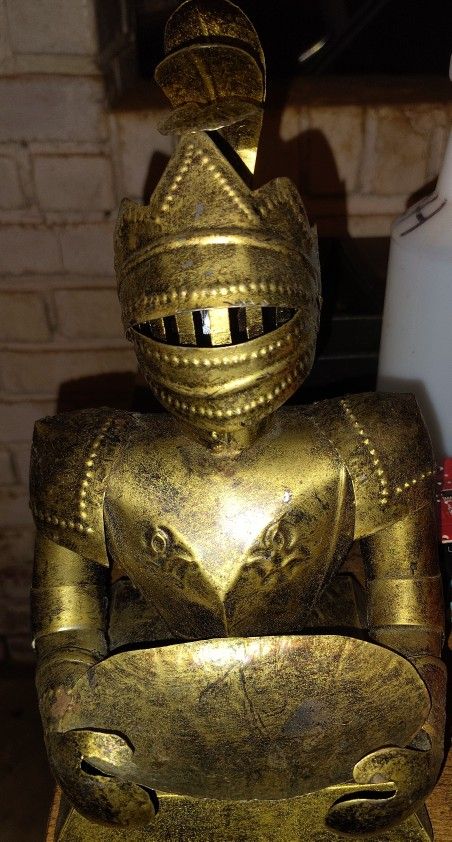Vintage Medieval Soldier Soap Dish Holder