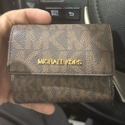 Micheal Kors Women’s wallet