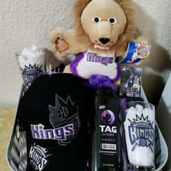 SACRAMENTO KING'S FAN, FATHER'S DAY GIFT BASKET. ( PICK UP IN MODESTO.)