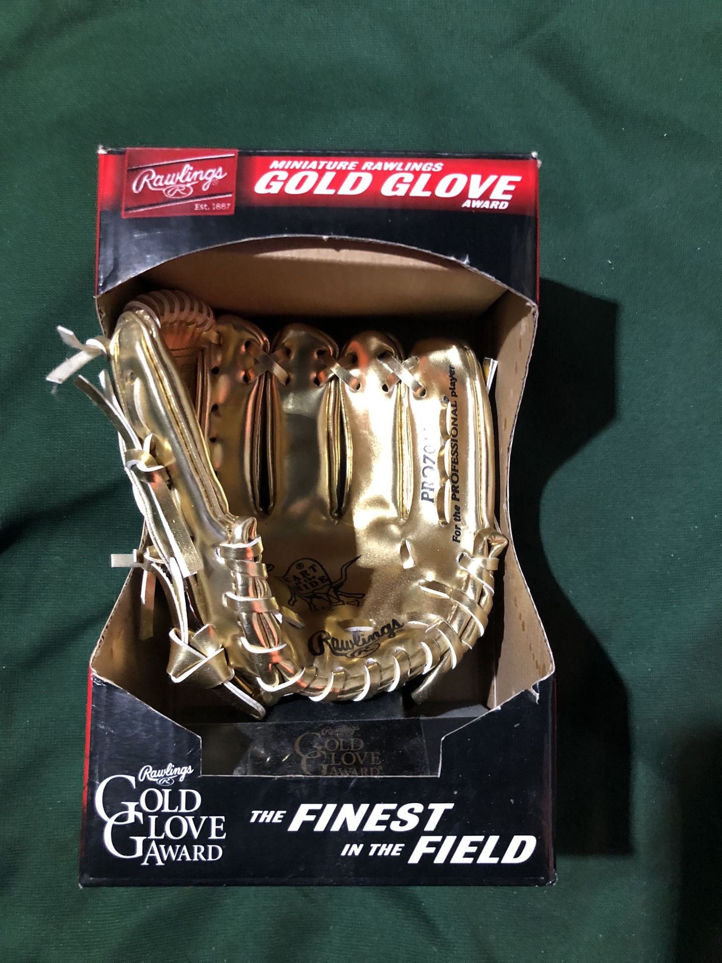 Rawlings Gold Glove Collectible