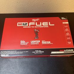 Milwaukee M12 Stubby Kit 