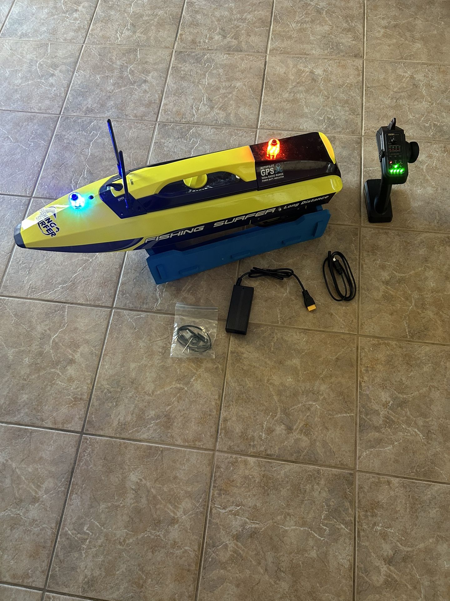 RC Bait Fishing Boat