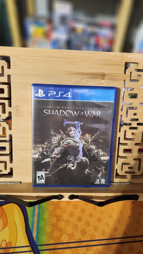 Middle Earth: Shadow Of War CIB Ps4