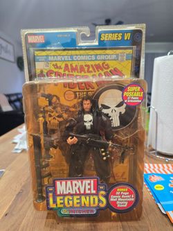 TOYBIZ Marvel Legends 6 Series Punisher Action Figure BUNDLE WITH 2 COMICS BOOKS INCLUDED
