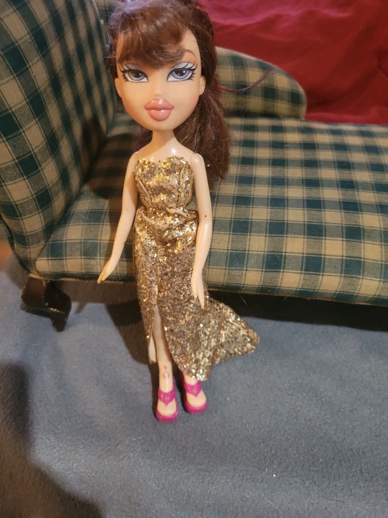Bratz With Glitter Dress