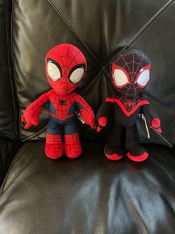 Marvel plush talkers spider man soft toy