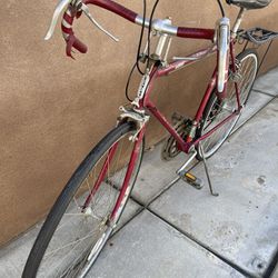 Vintage Schwinn Continental Bike 