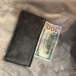 Black Louis Vuitton Women’s Wallet