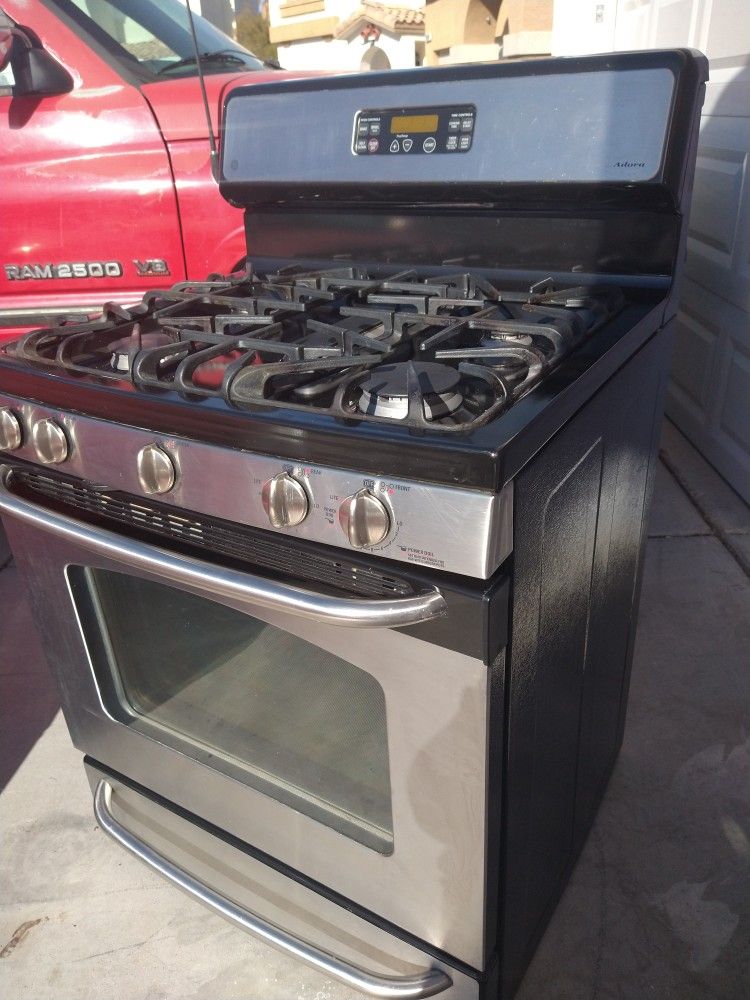 GE Stove