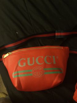 Gucci fanny pack