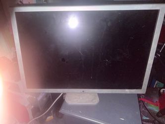 mac model A1083 32” monitor