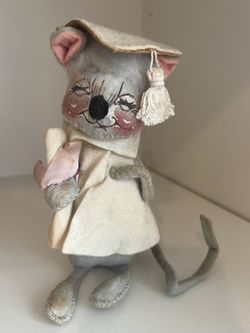Vintage 1965 Annalee Mouse -  7" Graduation Mouse in White