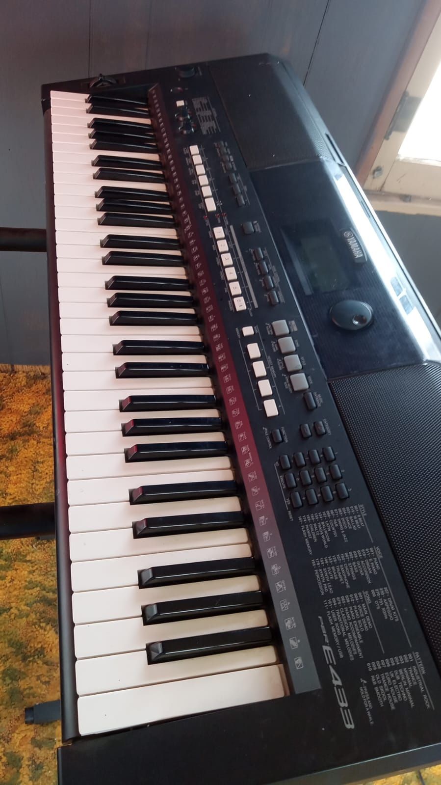 Teclado Yamaha PsrE433