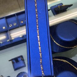 18 Karat Tennis Bracelet 