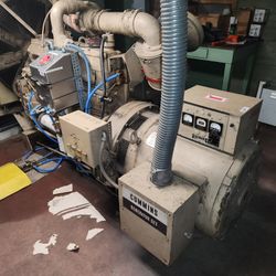 Cummings Diesel 230KW Generator Only 2k Hours