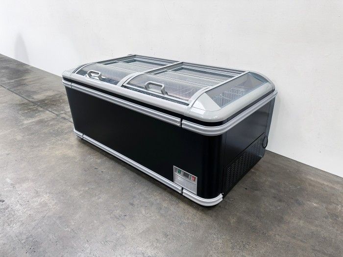 NSF 73 inches Combined Island Freezer Showcase HW18 U