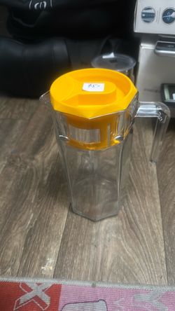 Drink pitcher