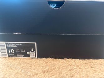 Jordan 4s (Toro) Size 10