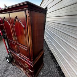 CHEST OF DRAWERS- SOLID CHERRY WOOD