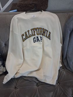 GAP Sweater