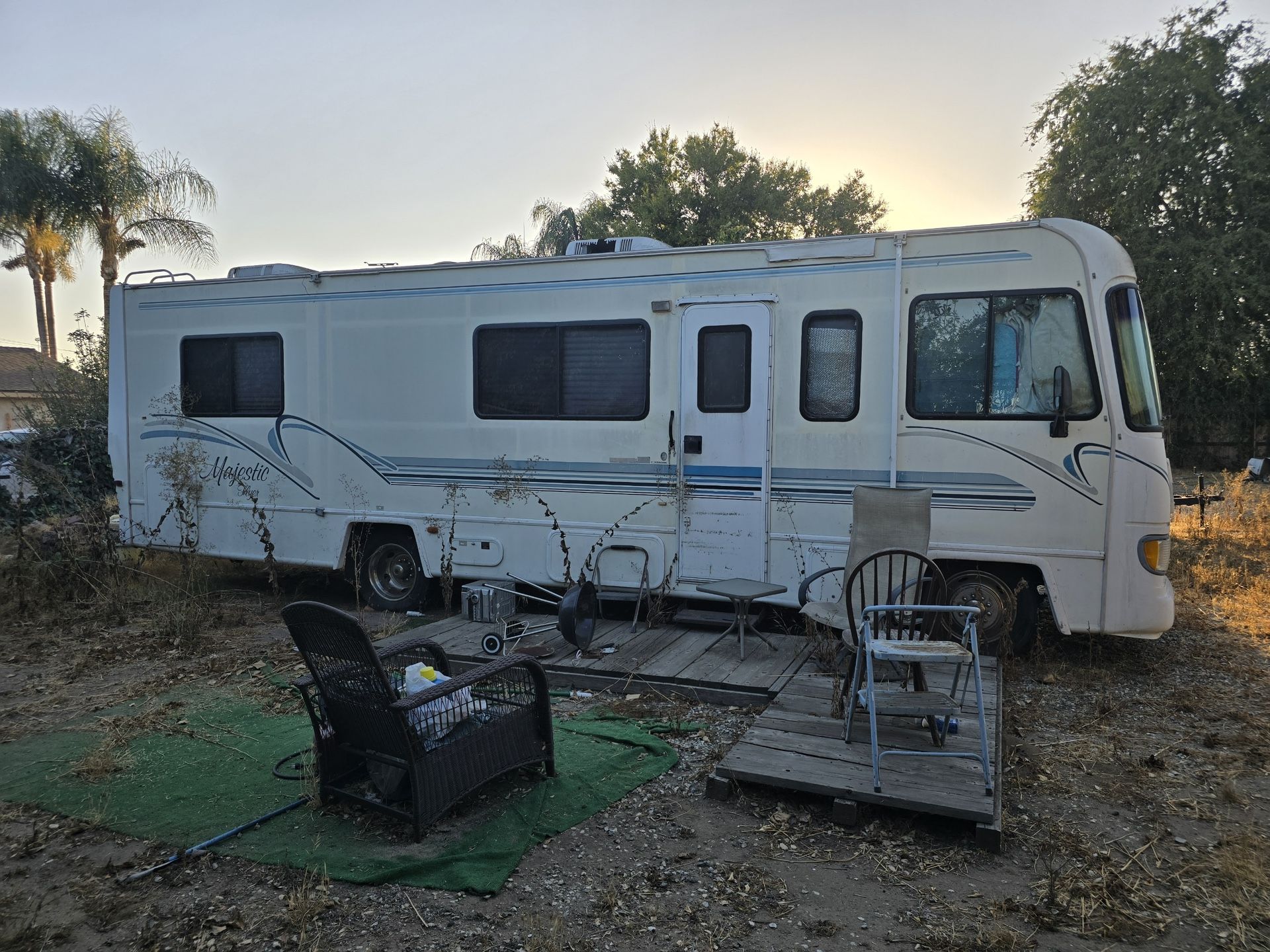 1996 Chevy Majestic Flyer Motor Home