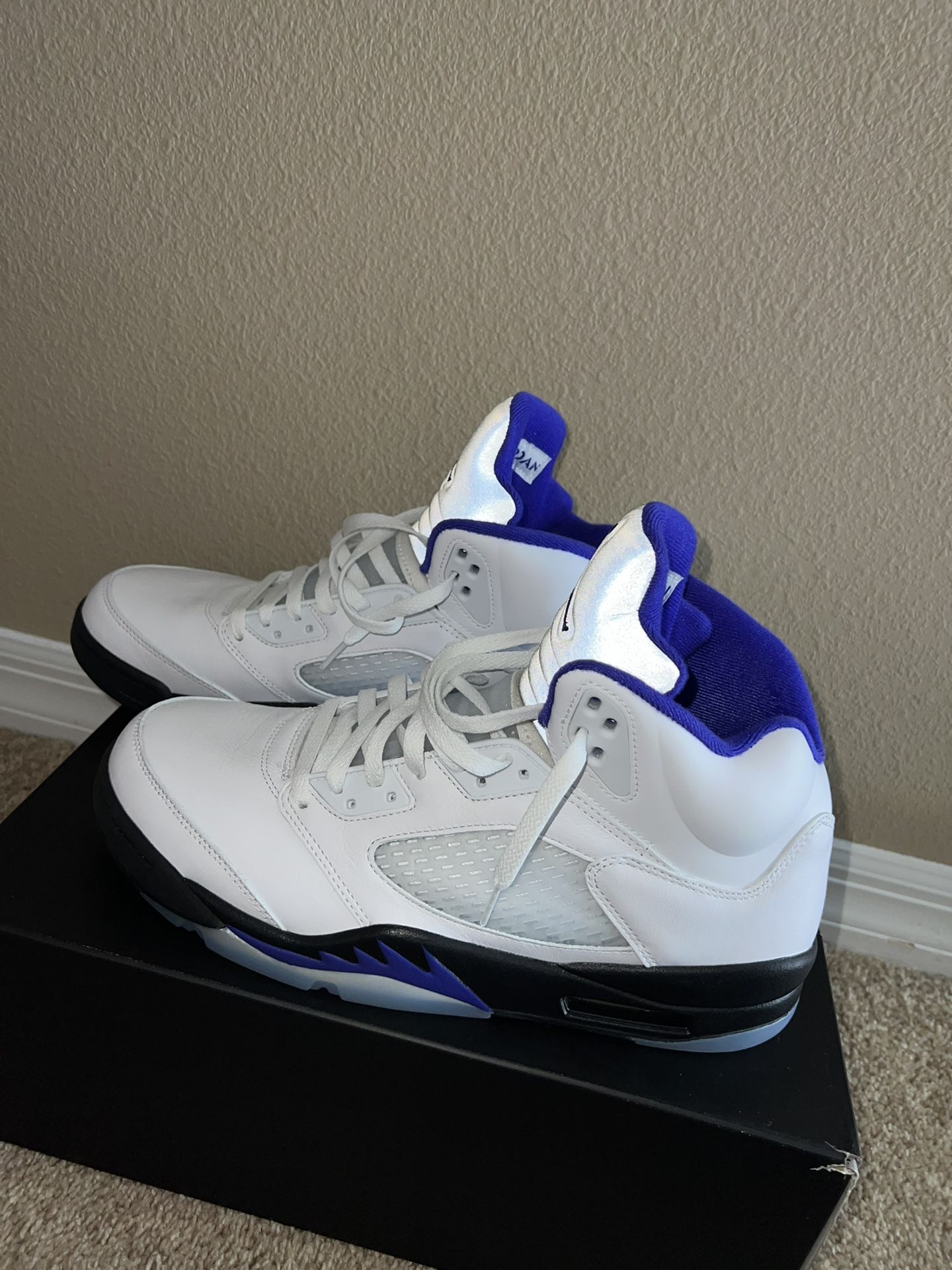 Air Jordan 5 Dark Concord