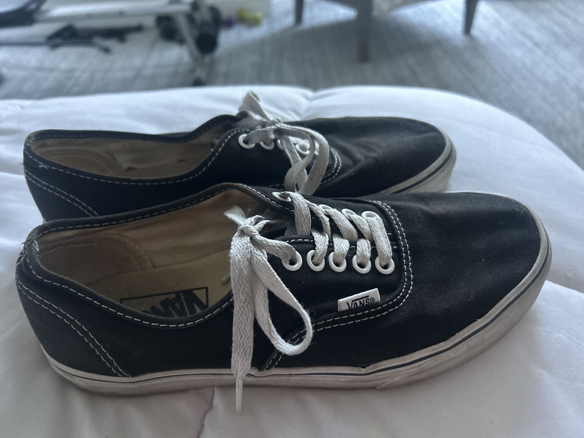 Women’s Size 9 Black Vans