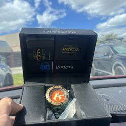 Limited Edition Aquaman Invitica 