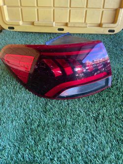 2019 Kia Sorento Driver/Left Side Tail Light