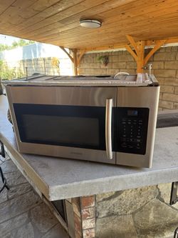 Samsung Over-the-Range Stainless Steel Microwave - Working Condition