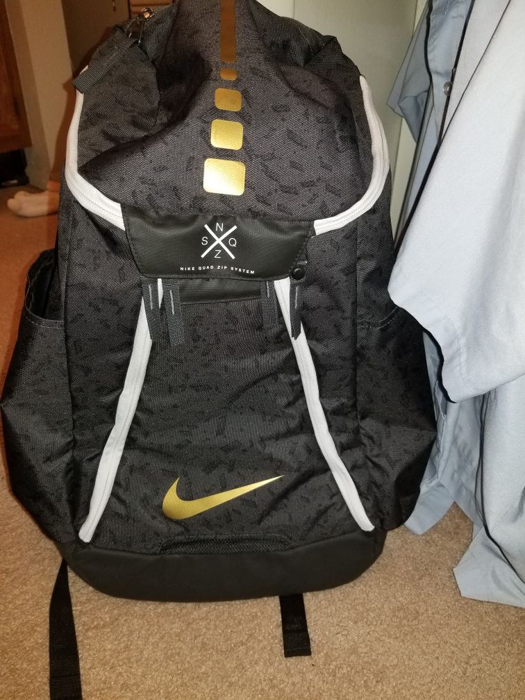 Nike Quad backpack