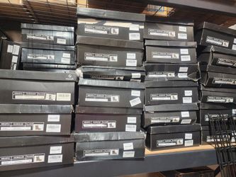 WHOLESALE BRRAND NEW WOMENS SHOES FOR SALE!!  $2 EACH!