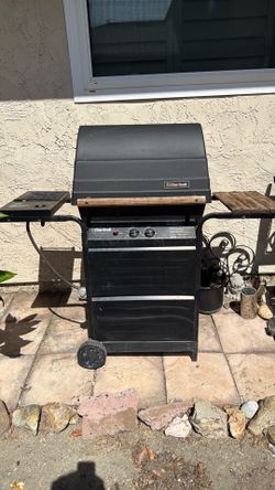Char Broil Masterflame gas grill