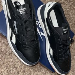 $80 Reebok Shoes Size 12 